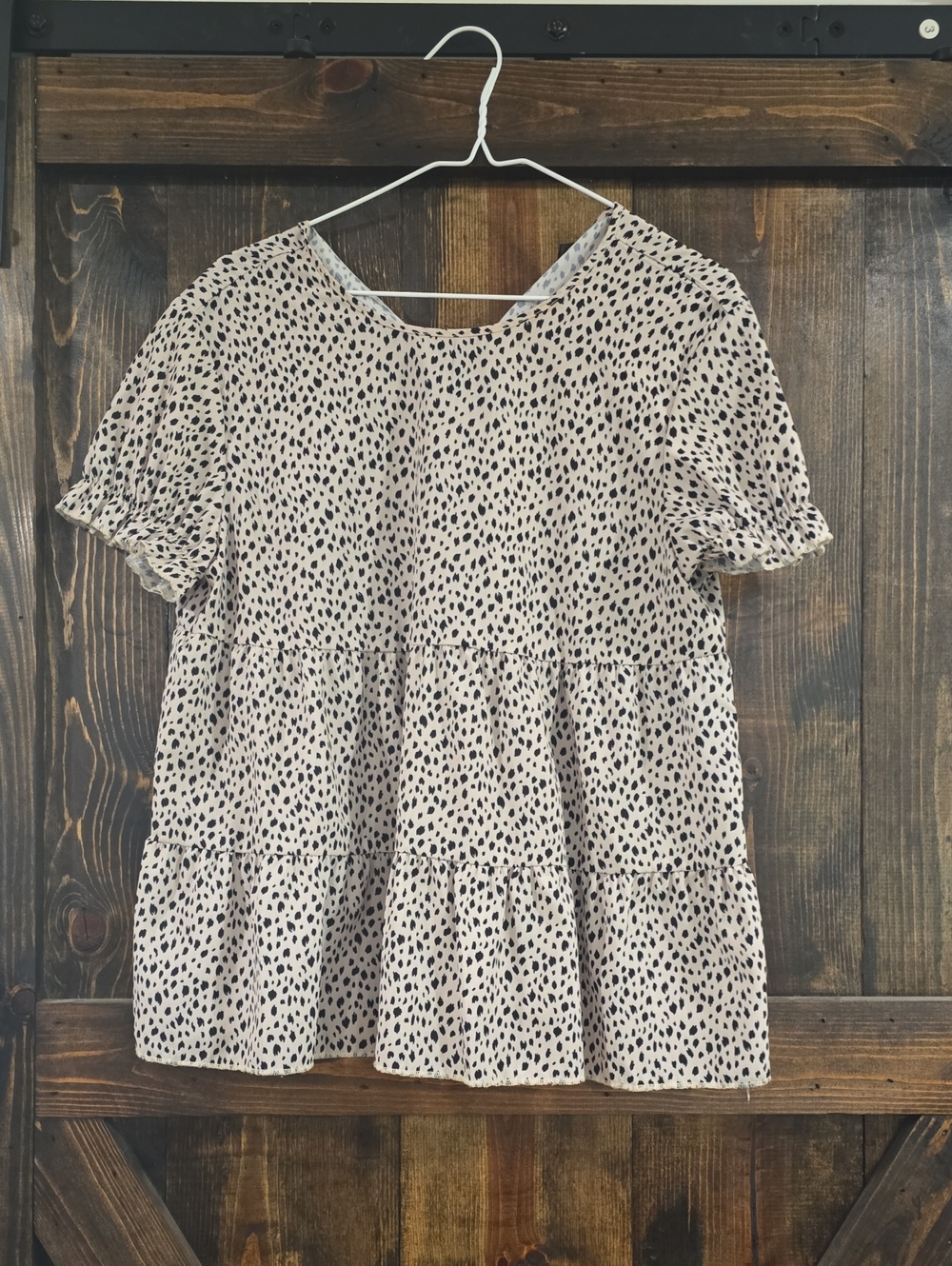 SHEIN Cream and Black Speckled Tiered Peplum Top